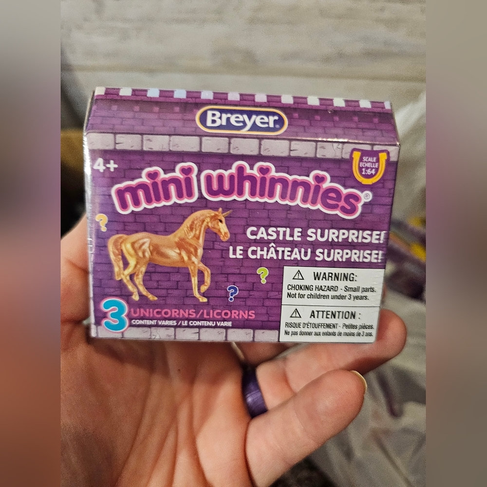 ❤️5 For 25😍 Mini whinnies castle surprise Breyer scale 1:64
